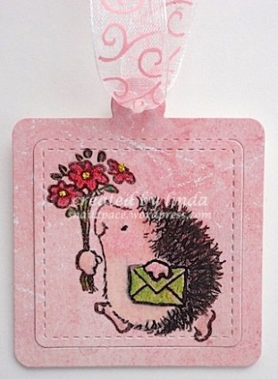 copyright linda@snailzpace.wordpress.com penny black hedgie tag-1