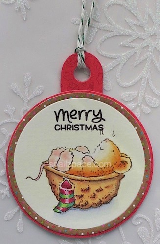round Christmas mouse tag copyright linda snailzpace.com